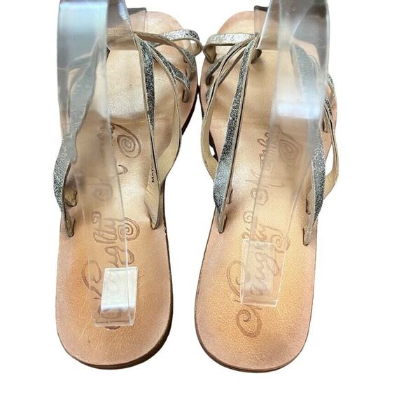 Naughty Monkey Womens Metallic Leather Toe Ring Sandals Strappy Shoes Flats 6.5 - Picture 10 of 16